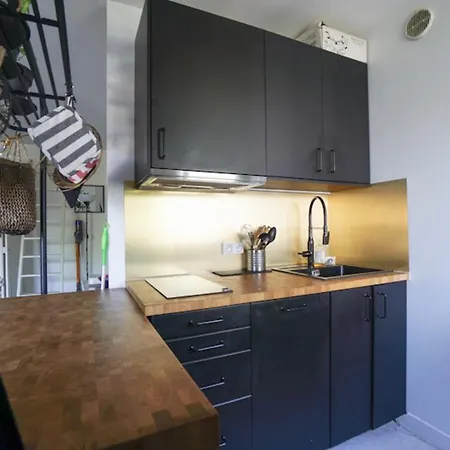 Nice Studio With Balcony Near Canal De L'ourcq * Paris